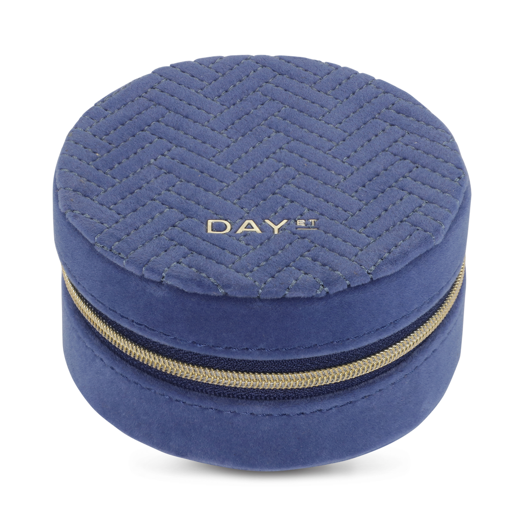 Day Q Jewelry Zip Round